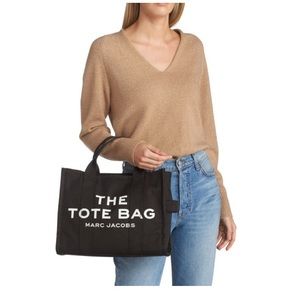 Marc Jacobs The Medium Tote Bag